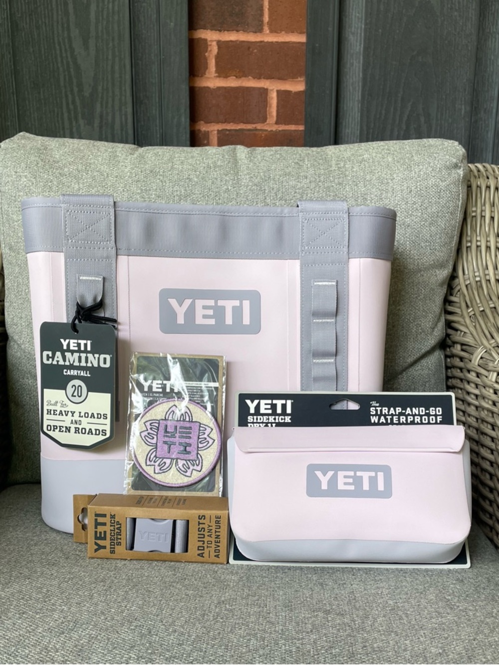 YETI NWT Cherry Blossom Camino 20 Bundle